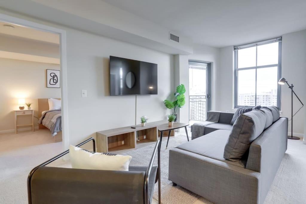 Fantastic 2 Bedroom Condo At Pentagon City Arlington Exterior photo