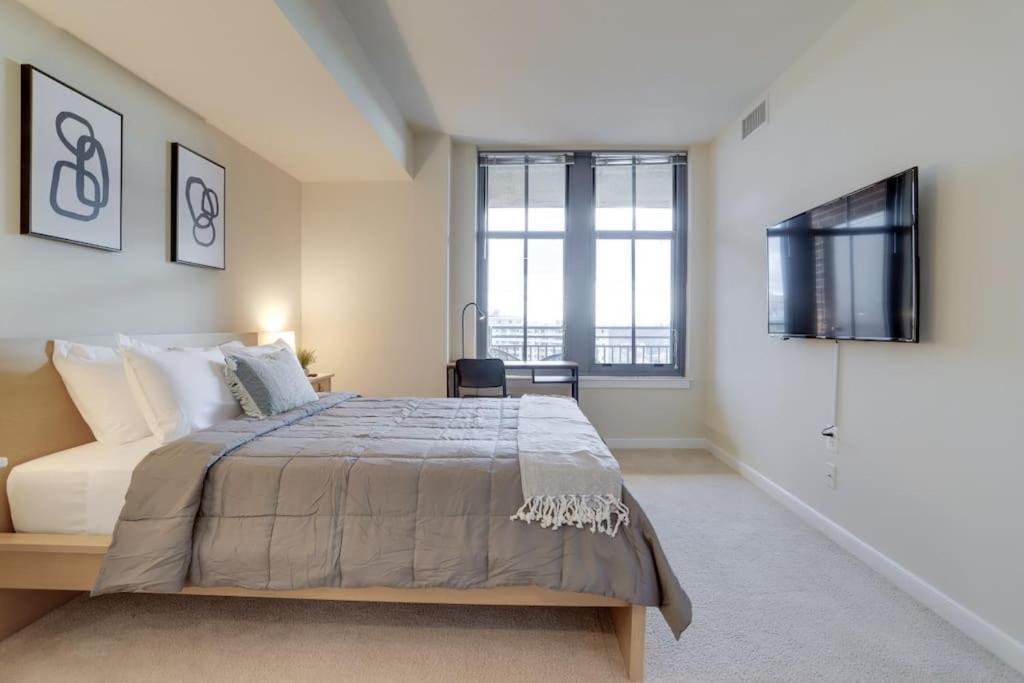 Fantastic 2 Bedroom Condo At Pentagon City Arlington Exterior photo